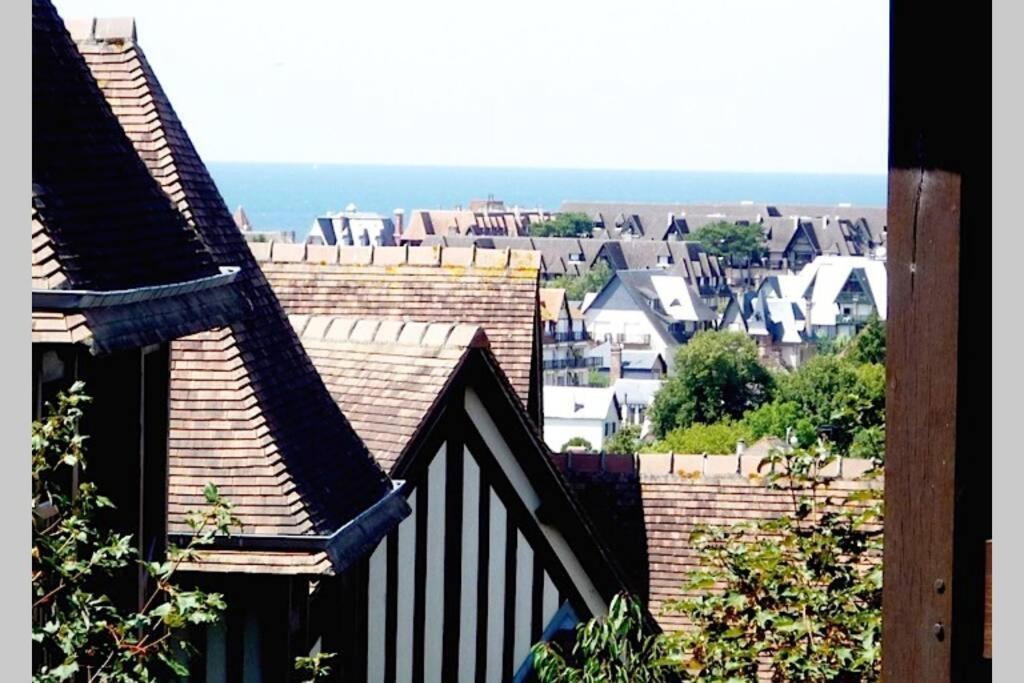 Deauville...Attitude Extérieur photo